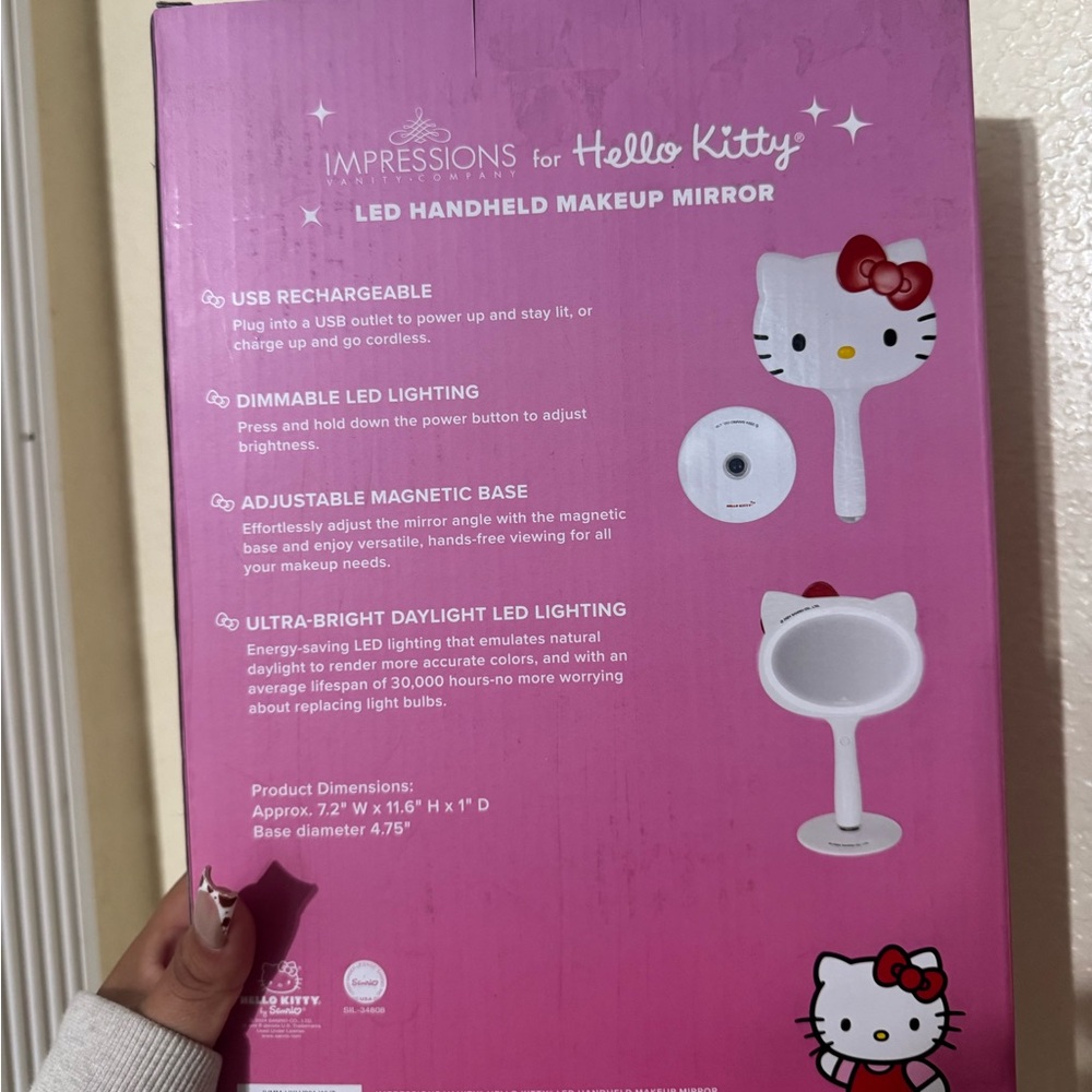 Hello Kitty Pink LED Makeup Mirror - Picture 3 of 4
